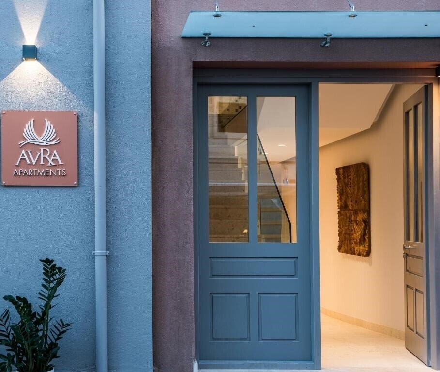Фотография Avra Apartments Venetian Harbour 4*