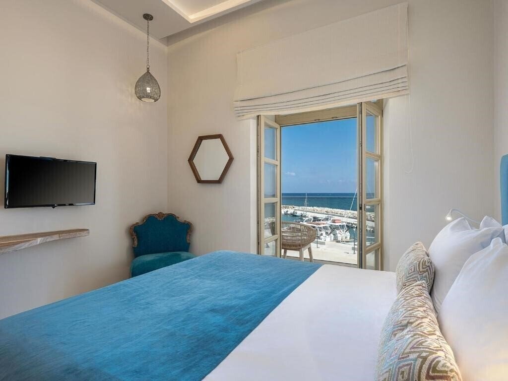 Фото Avra Apartments Kolymbari Harbour 4*