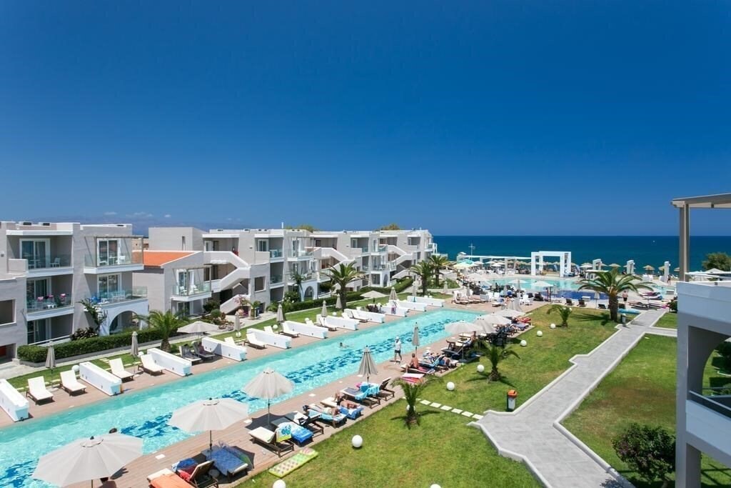 Отель Santa Helena Beach Resort Hotel 3*