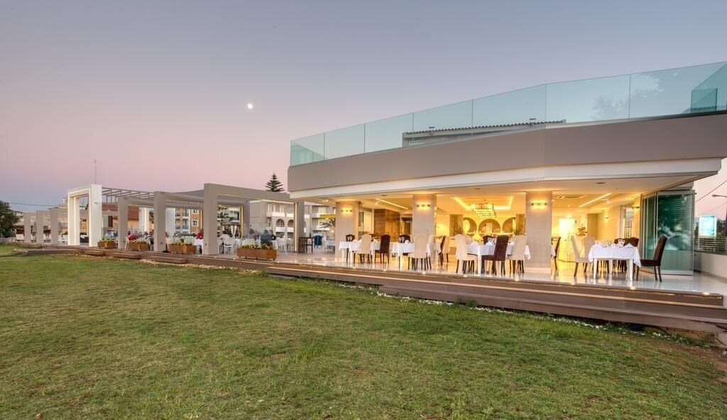 Картинка Santa Helena Beach Resort Hotel 3*