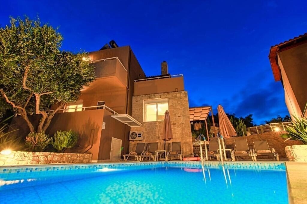 Изображение Theo Villas 4*