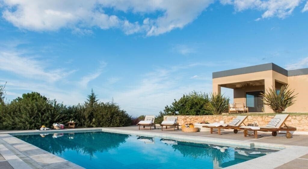Отель Villa Mariposa 4*