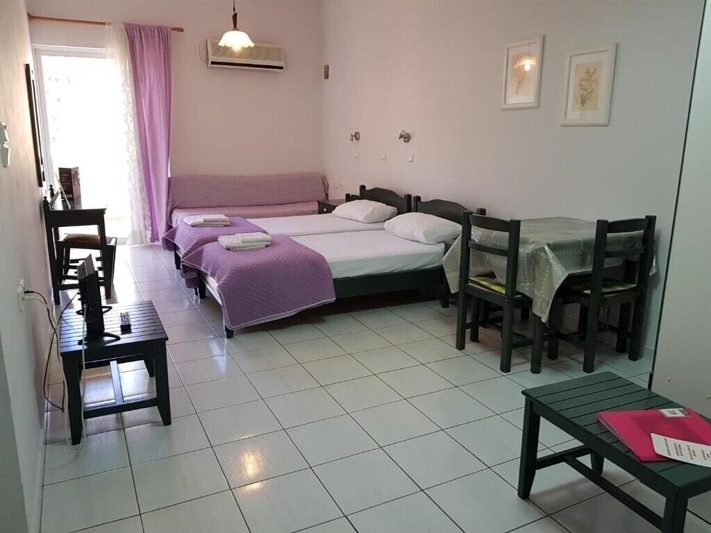 Фото Zinovia Apartments 3*