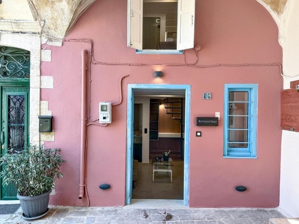 Отель Monastery Boutique House In Old City 3*