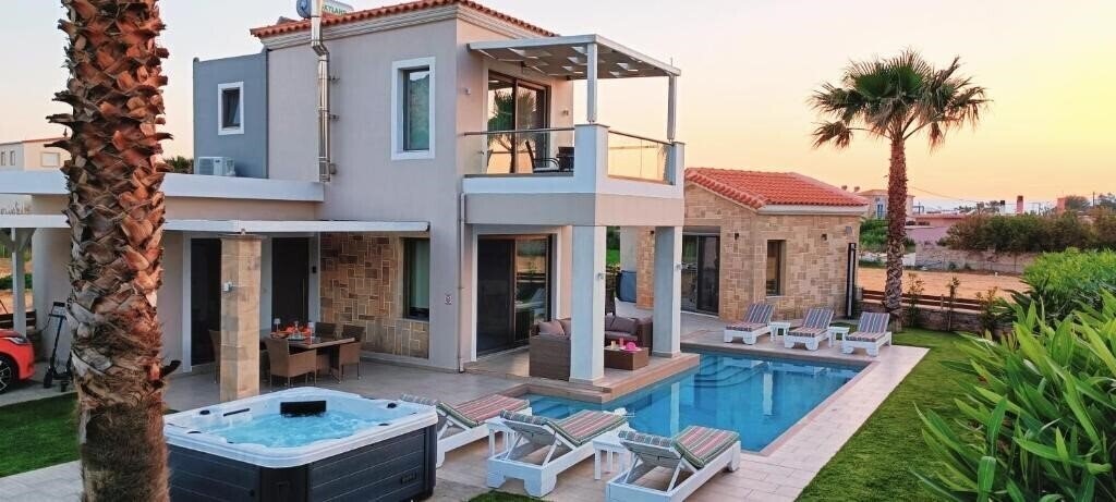 Фото Alexandros Villa 4*