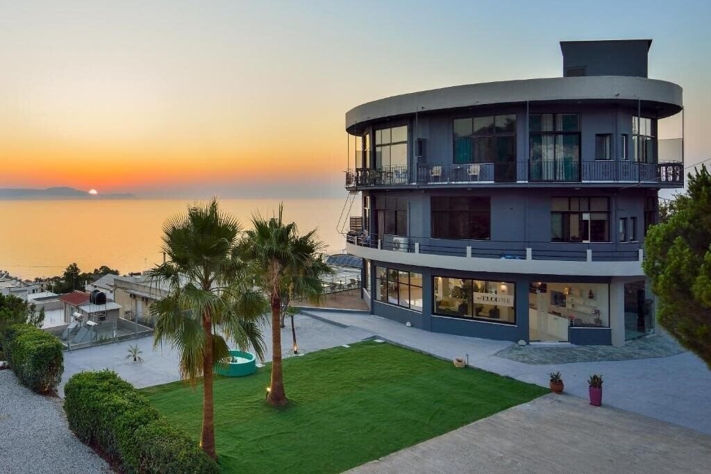 Зображення Loucerna Suites Chania 4*