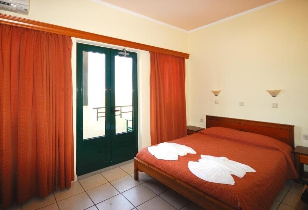 Фото Aloni Suites 3*