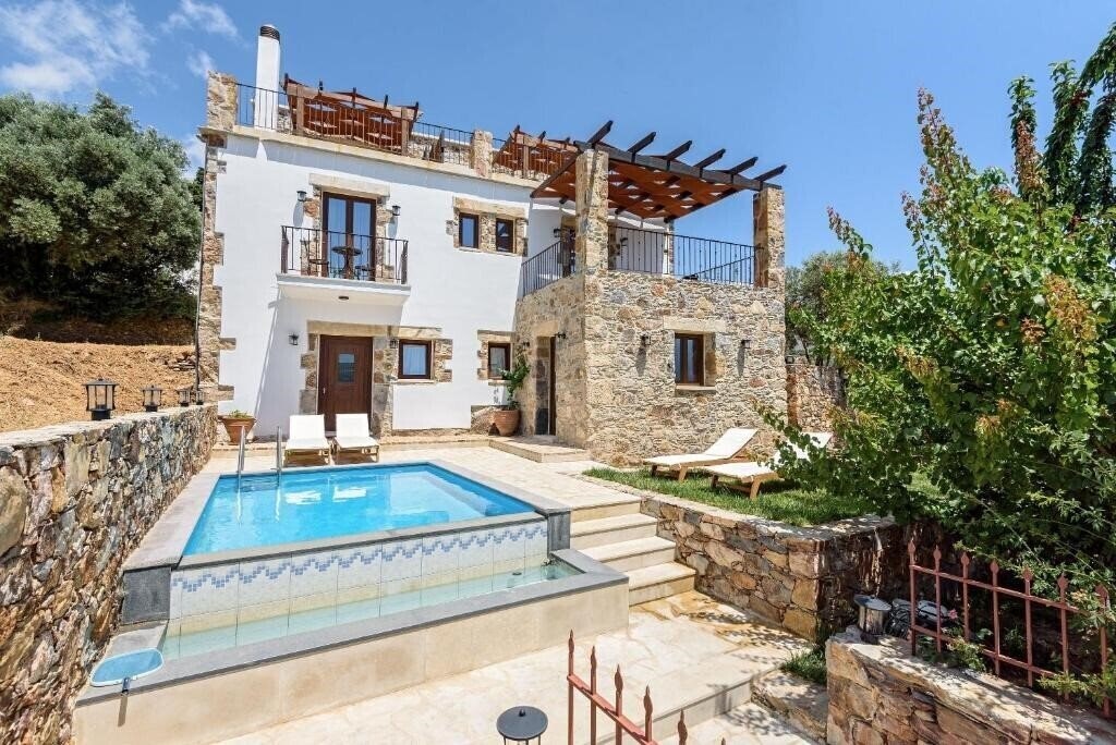 Отель Minos Country Living Apartments 3*