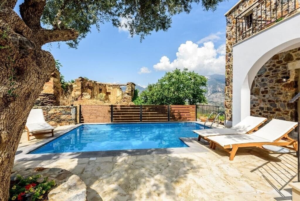 Изображение Minos Country Living Apartments 3*