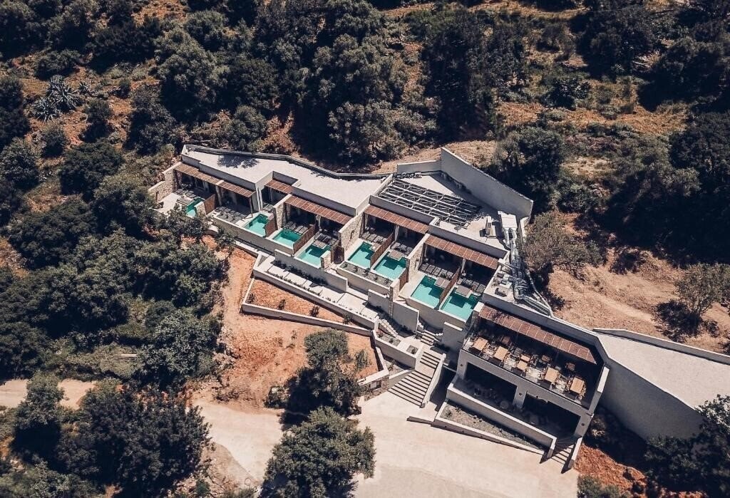 Отель Monastery Estate Mountain Retreat 3*