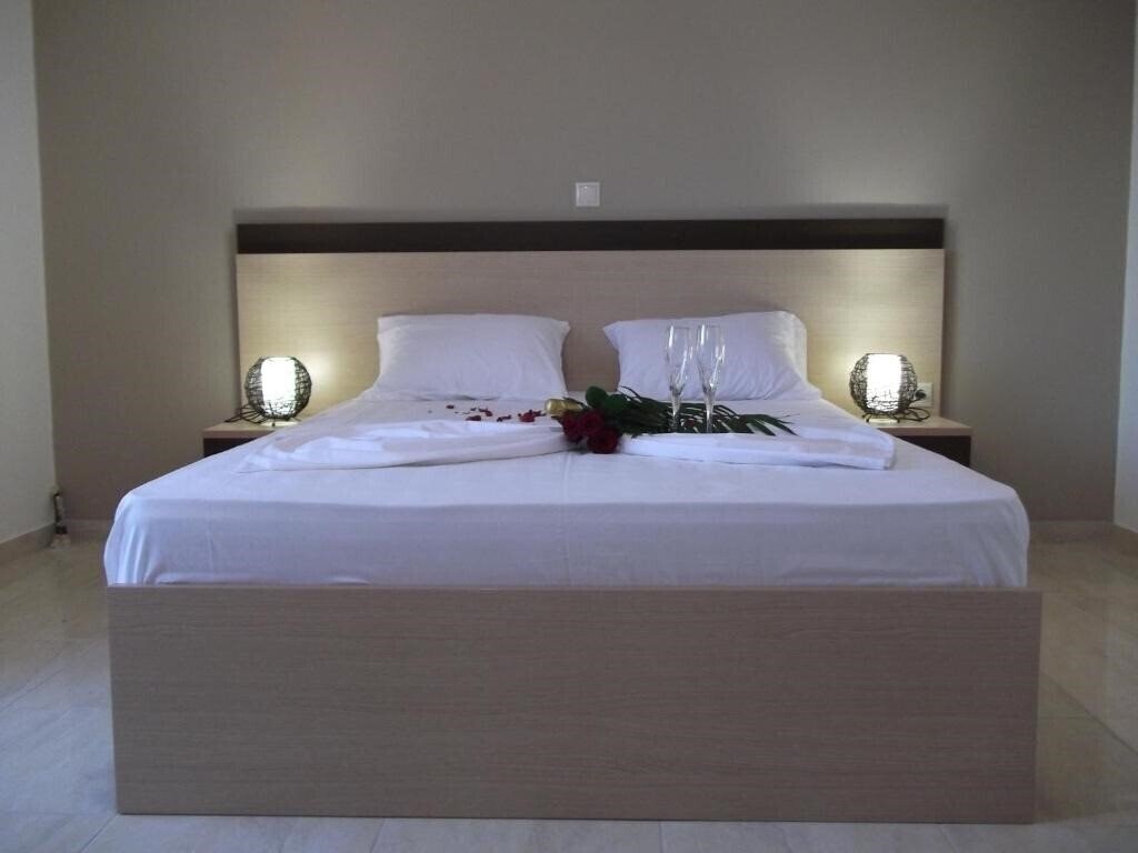 Фото Kritamos Beach Apartments 5*