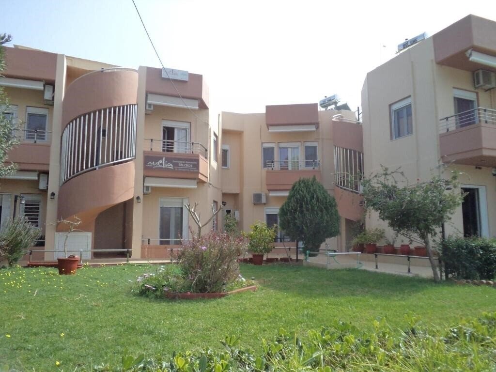 Отель Melia Studios 5*
