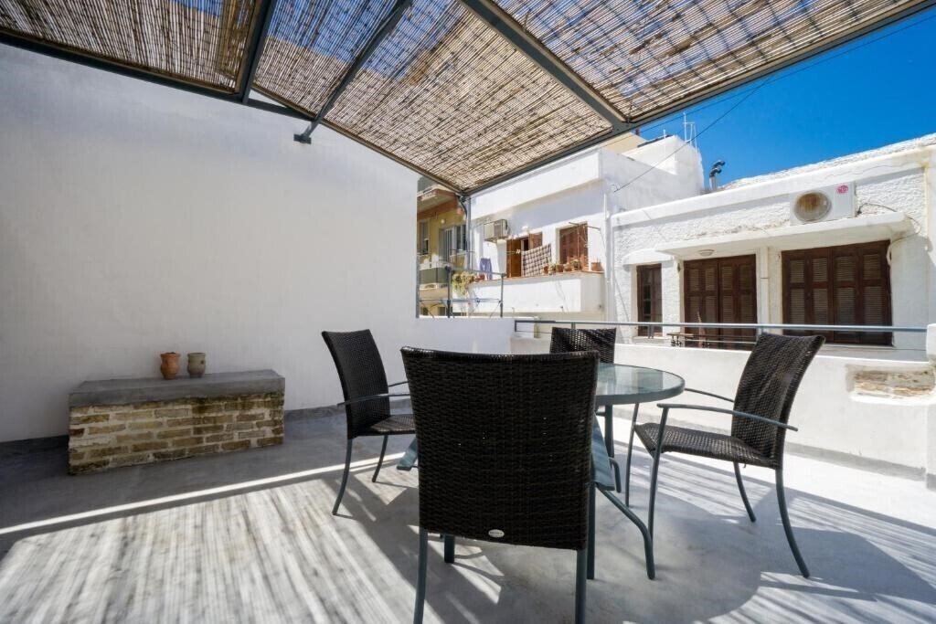 Картинка Evans House 4*