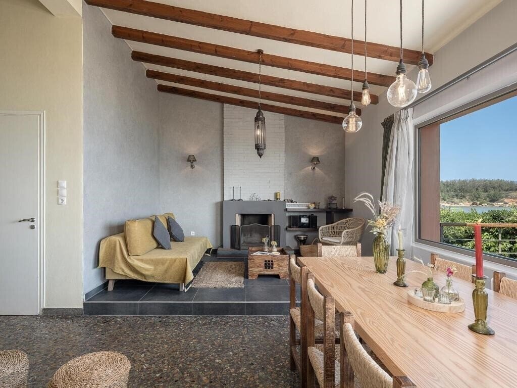 Изображение The House by The Sea 4*