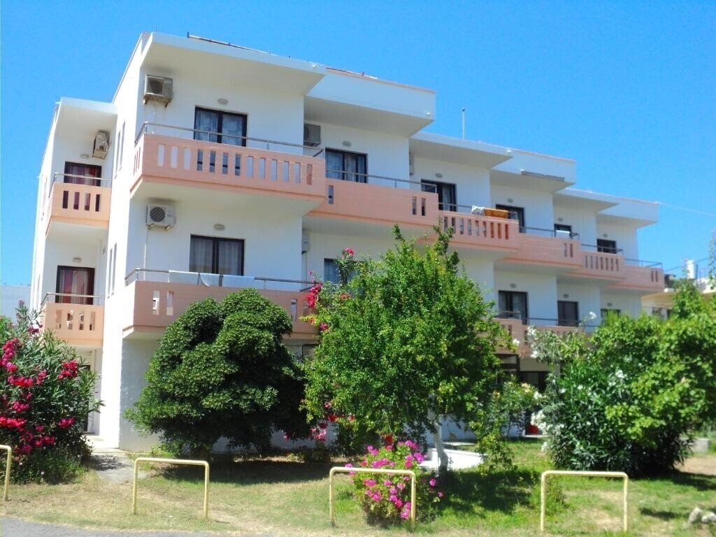 Готель Aparthotel Thodorou (ex. Thodorou Village) 3*