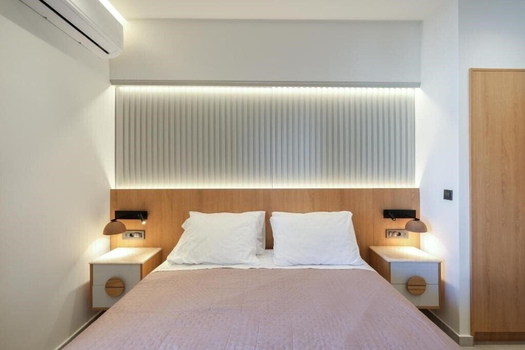 Отель Arocaria Rooms & Studios 3*