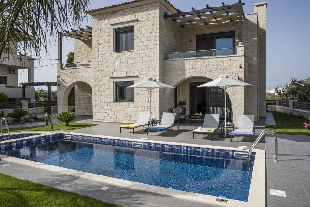 Отель Azalea Villa 3*