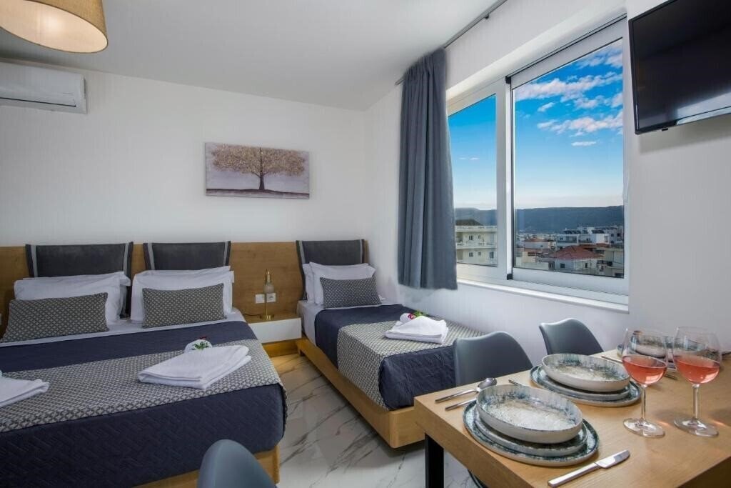 Фотография Deluxe City Hotel 3*