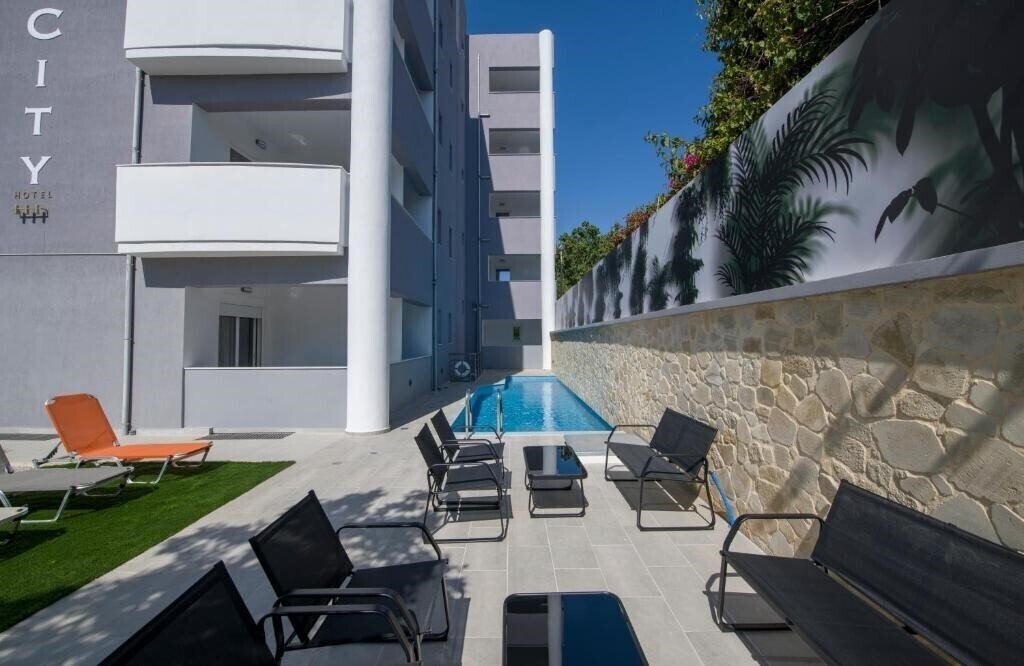 Изображение Deluxe City Hotel 3*