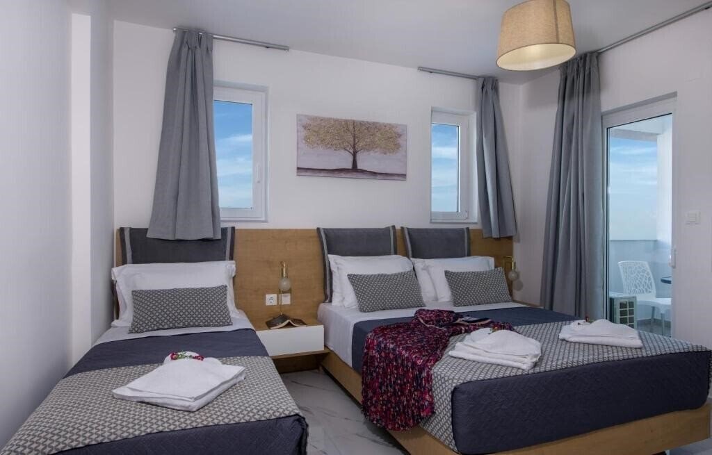 Картинка Deluxe City Hotel 3*