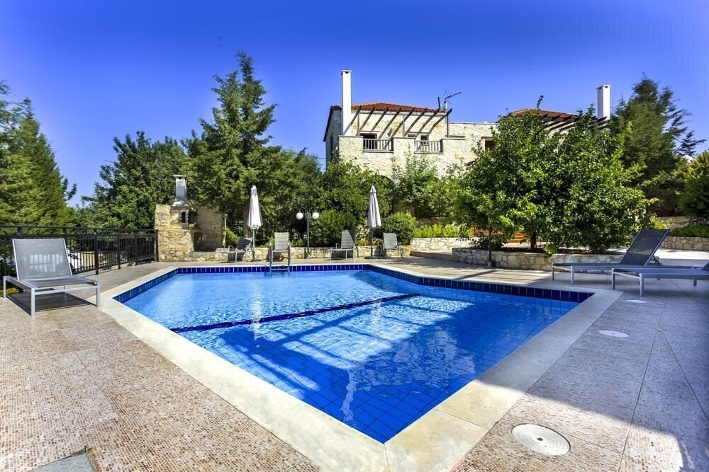 Готель Douliana Villas & Houses 3*