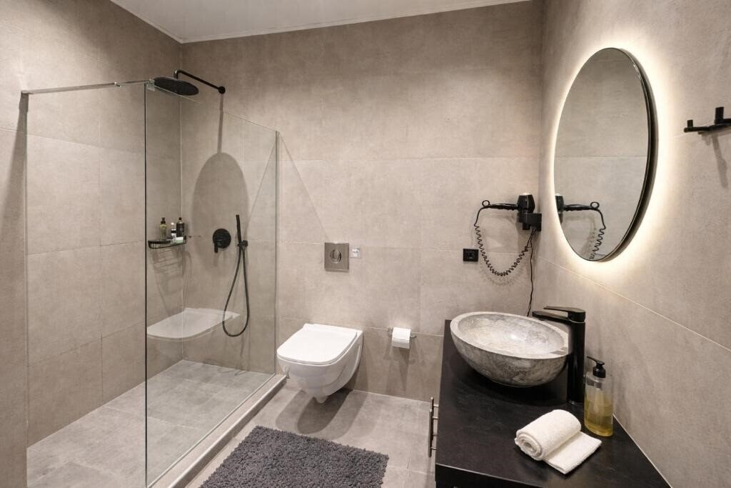 Фото Endless Blue Suites 3*
