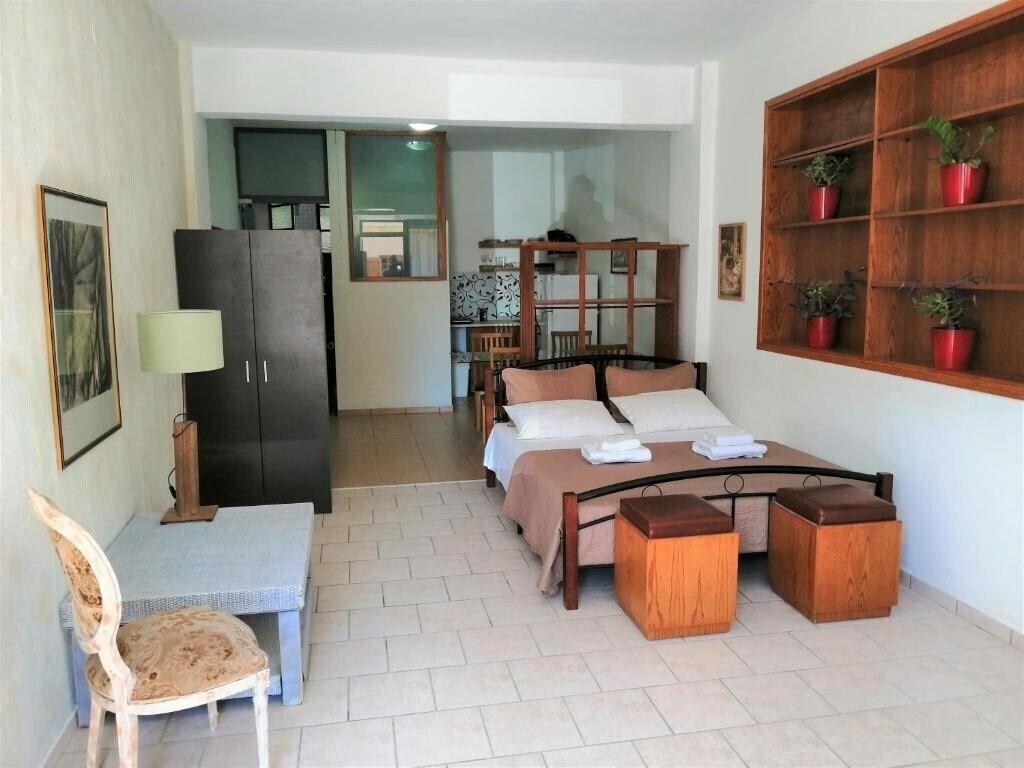 Готель Mini Suites 3*
