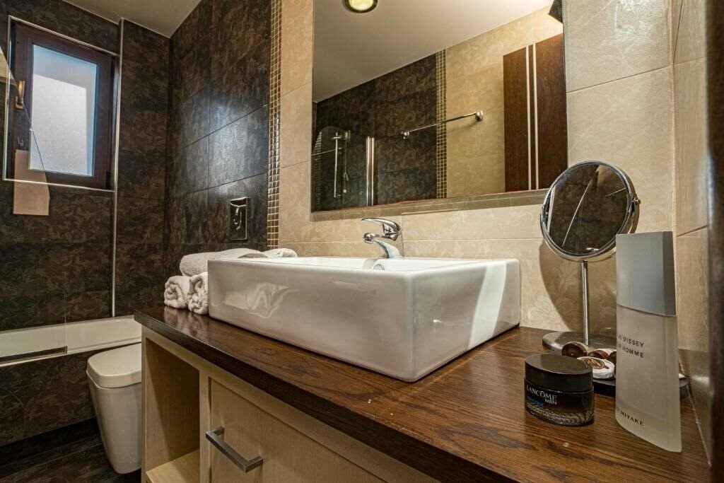Фотография Golden Bay Suites 3*