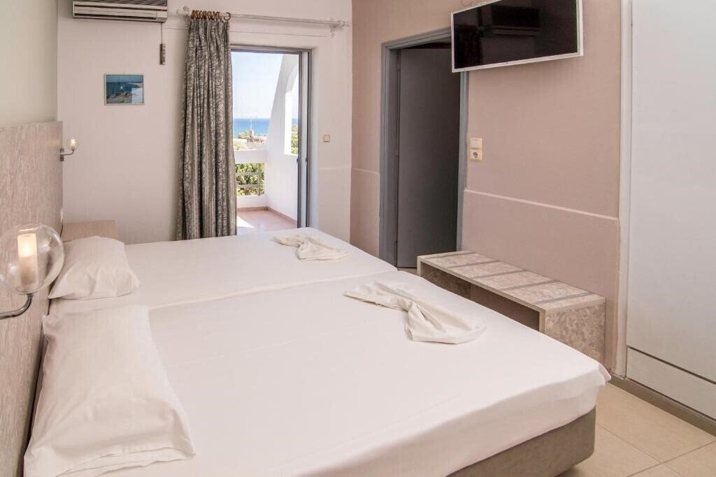 Изображение Megim Hotel Palaiochora 2*