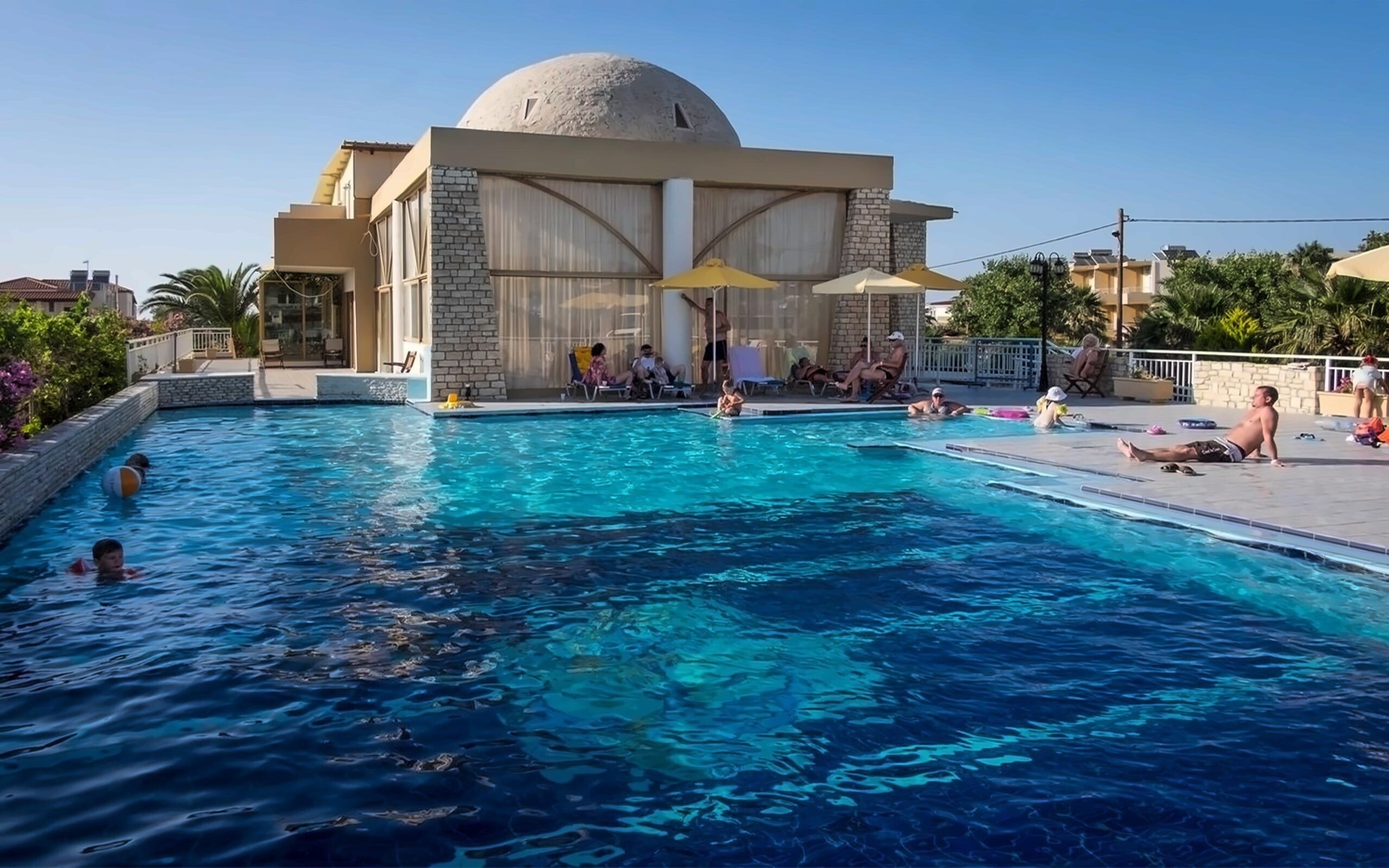 Готель Kavros Resort 3*