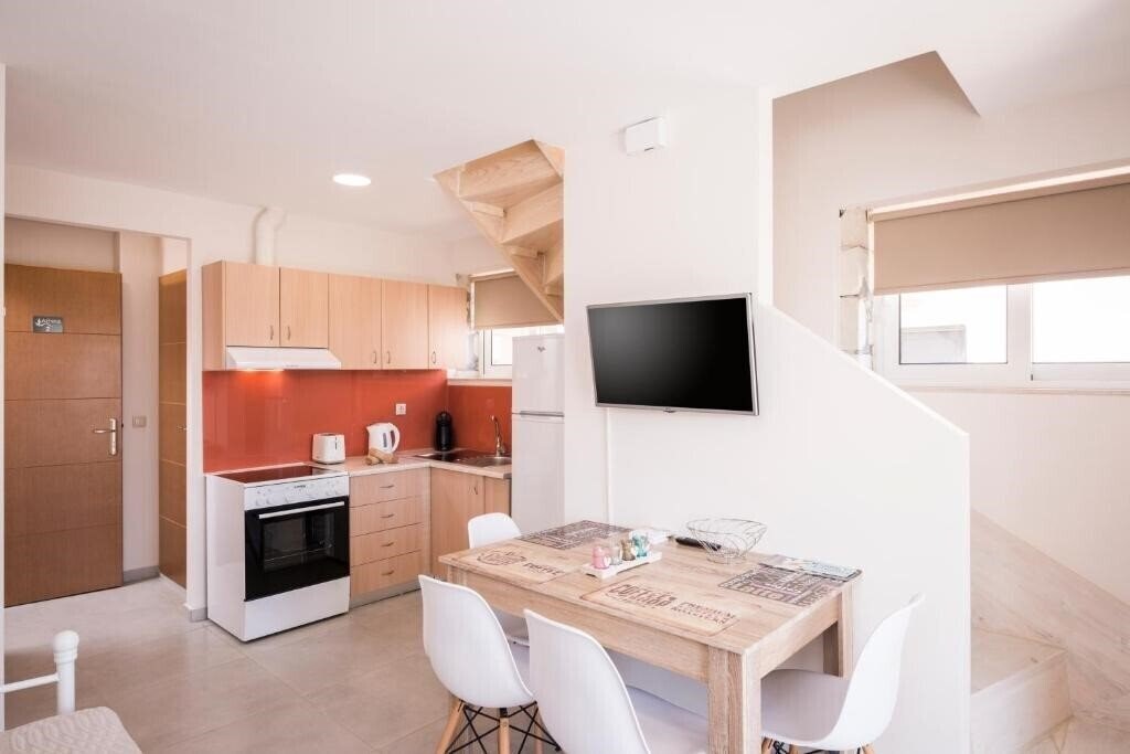 Картинка Athina Apartments 3*
