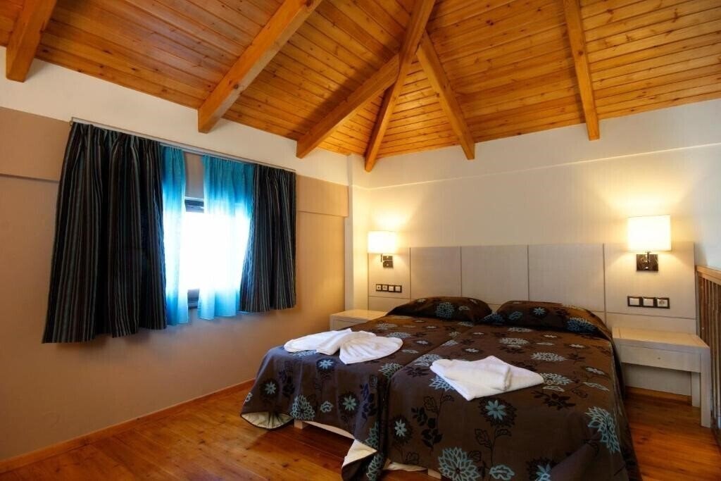 Картинка Theros Hotel 3*