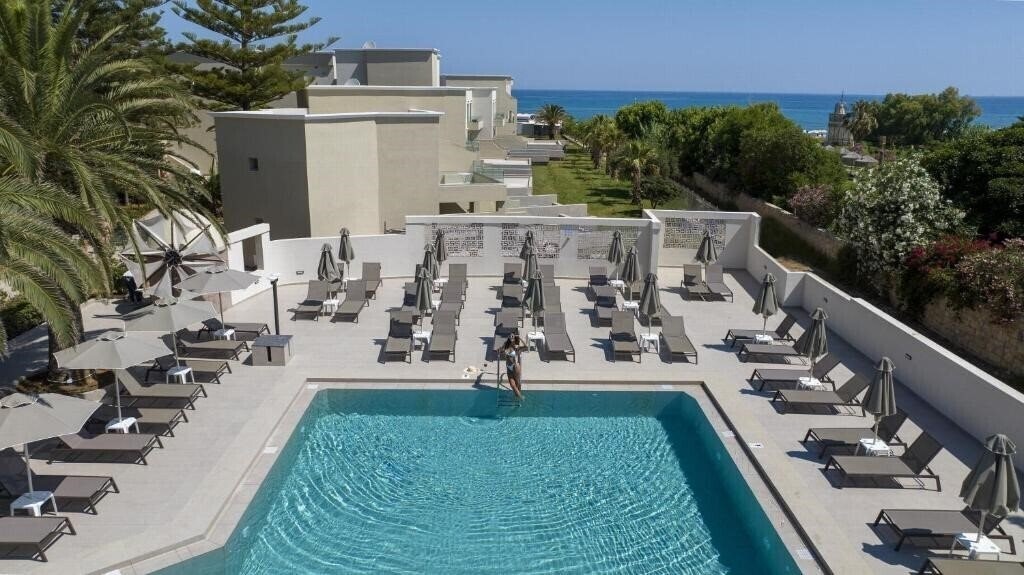 Отель Vantaris Luxury Beach Resort 4*