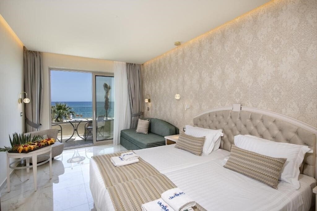 Фото Vantaris Luxury Beach Resort 4*