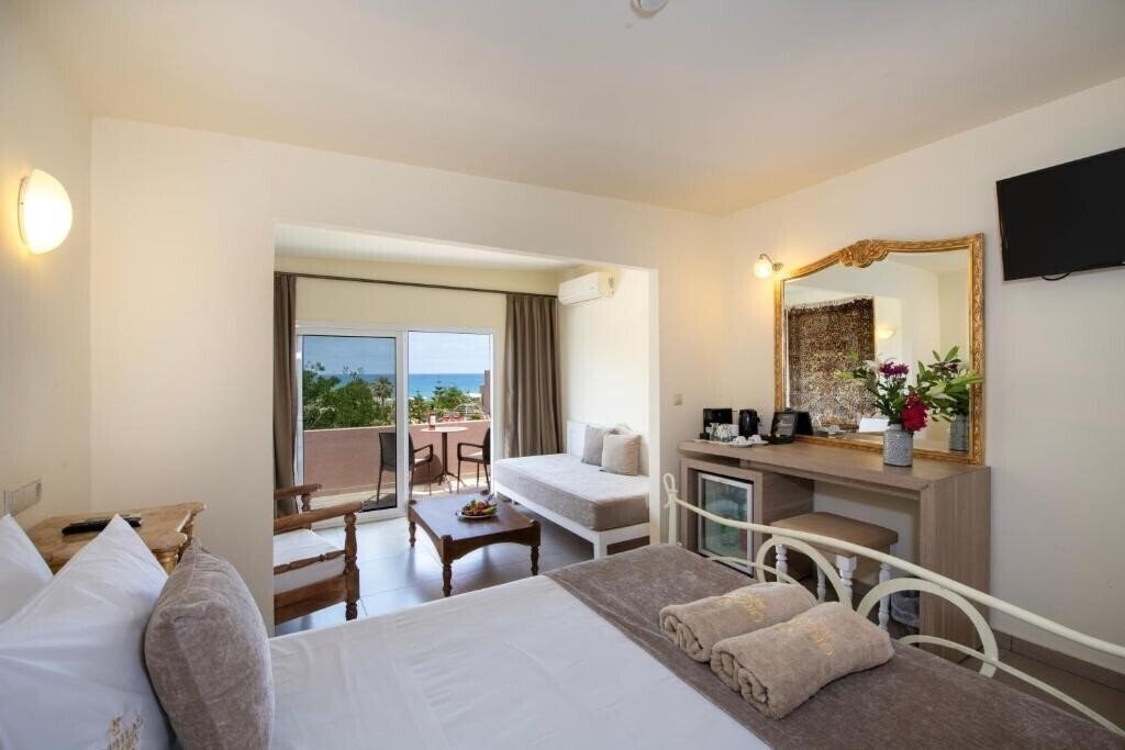 Фотография Orpheas Resort 4*