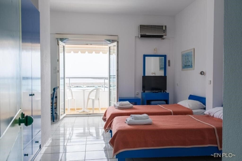 Отель Enplo Apartments 3*