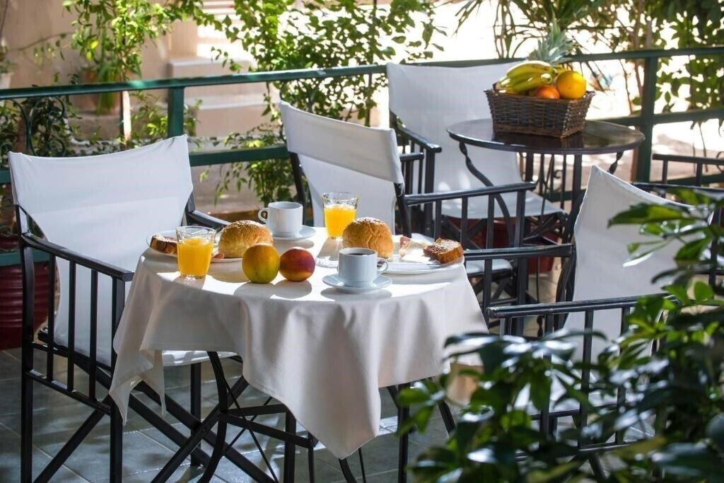 Зображення Golden Sun Hotel 3*