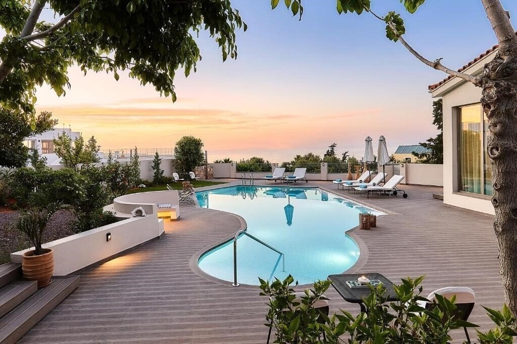 Отель Grace Villas 3*