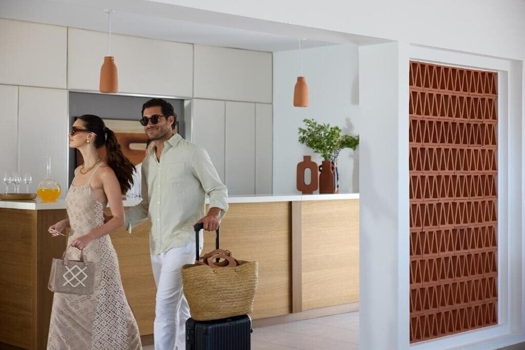 Фотографія Golden Milos Beach 3*