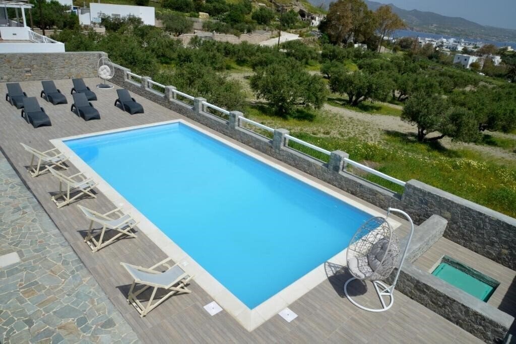 Фото Glaronisia Hotel 3*