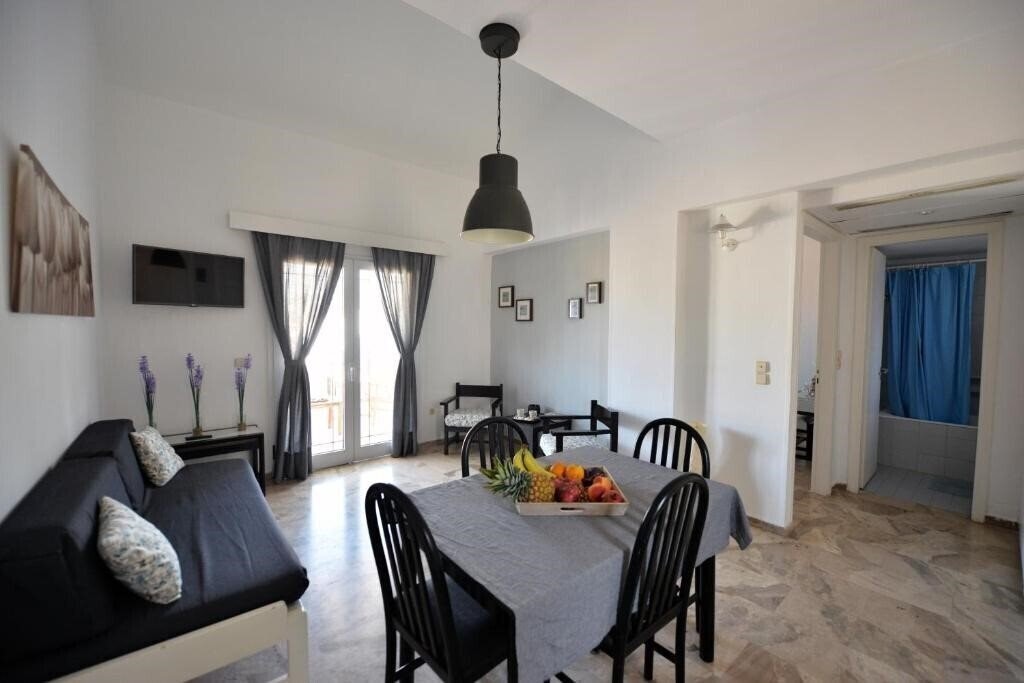 Отель Hotel Anna Apartments Kokkini Hani 3*
