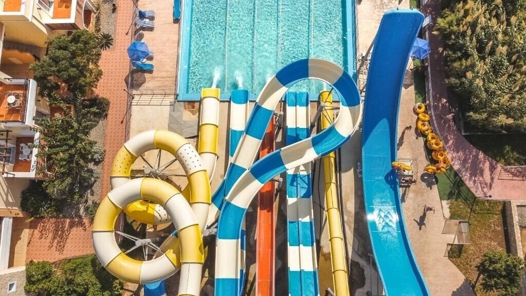 Изображение Chrispy Waterpark Resort 4*