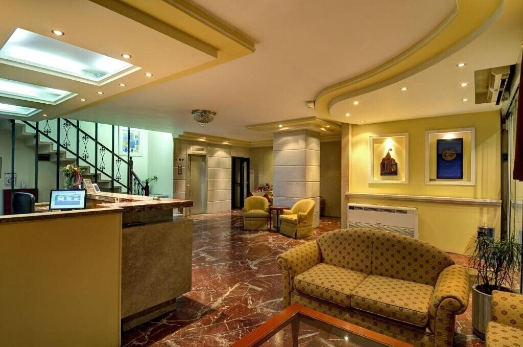 Фотографія Nefeli Hotel Volos 3*