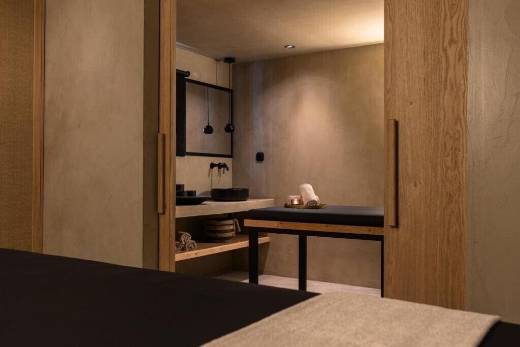 Картинка Minos Beach Art Hotel 5*