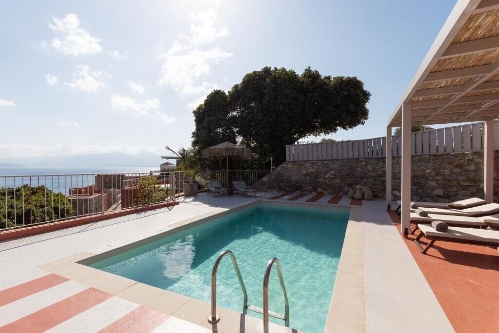 Готель Pleiades Villas 5*