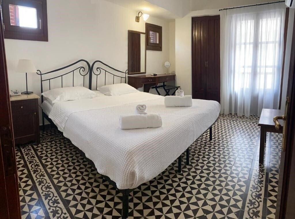 Фото Palazzo Arhontiko Apartments 3*