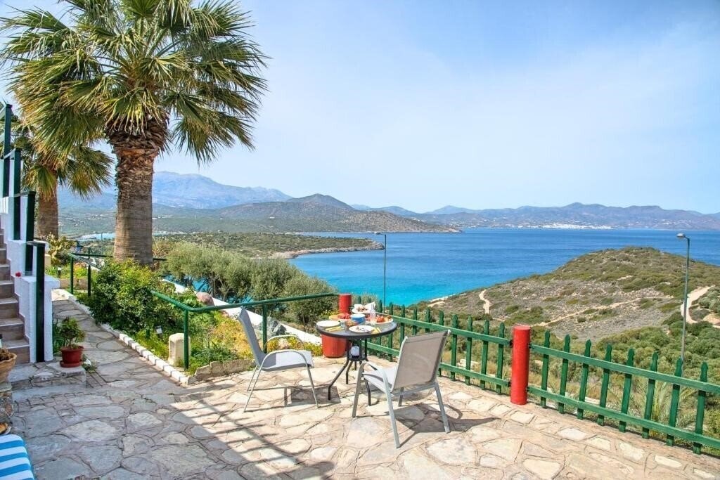 Готель Anemone Seaside Traditional Homes 3*