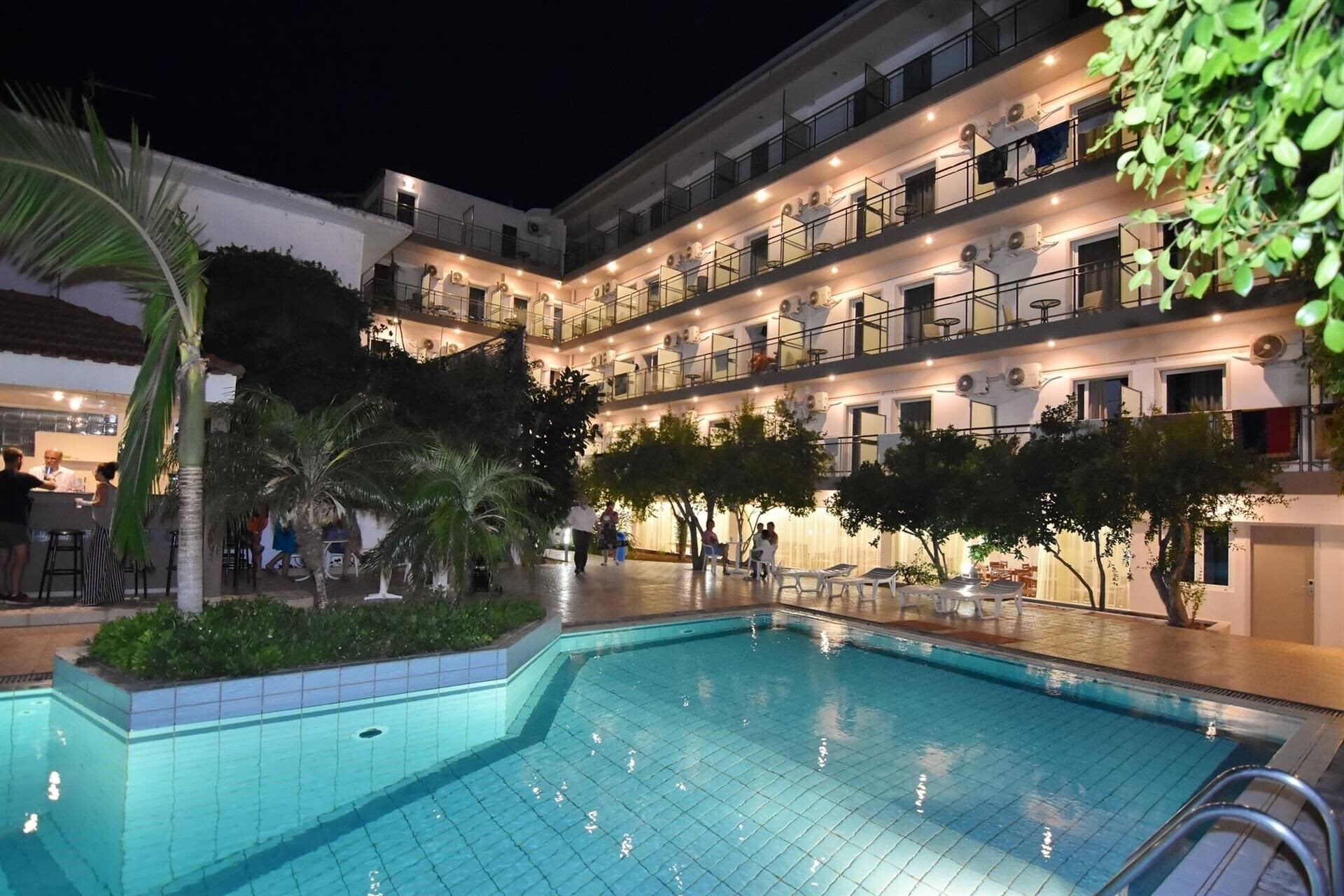 Отель D & D Resort 3*