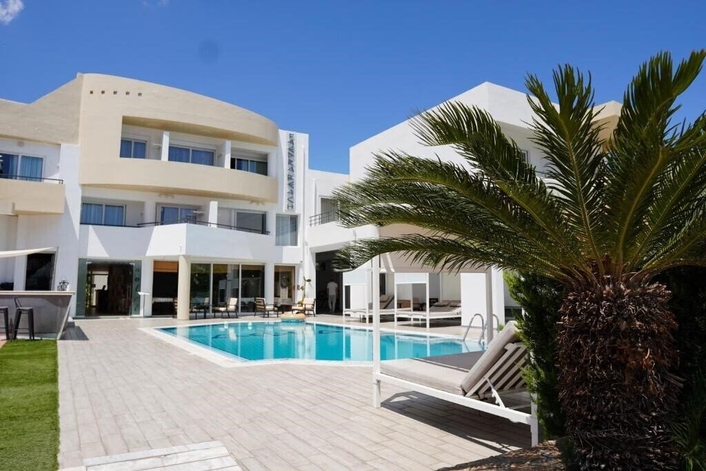 Фото Faedra Beach 4*