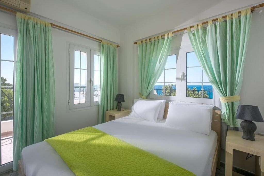 Картинка Elena'S Beach Garden 2*